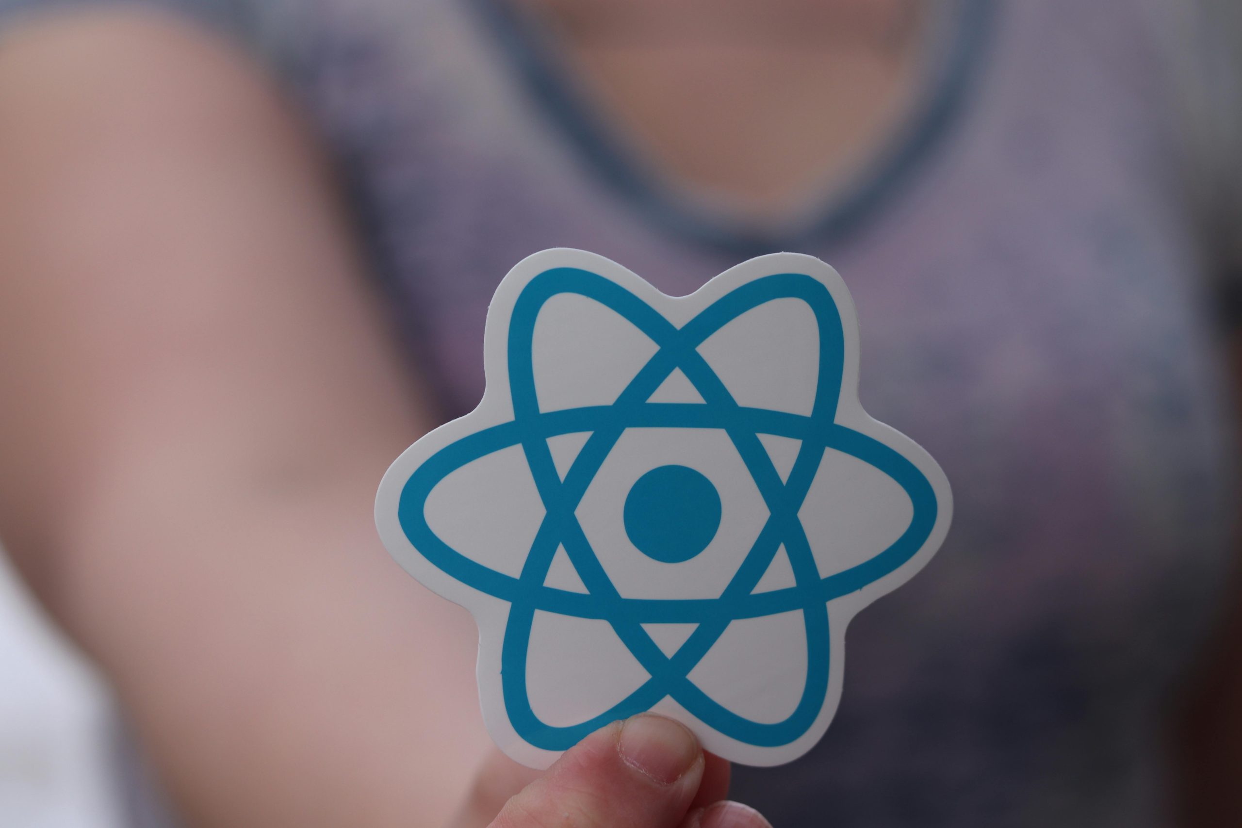React vs Vue in 2025: What You Must Understand